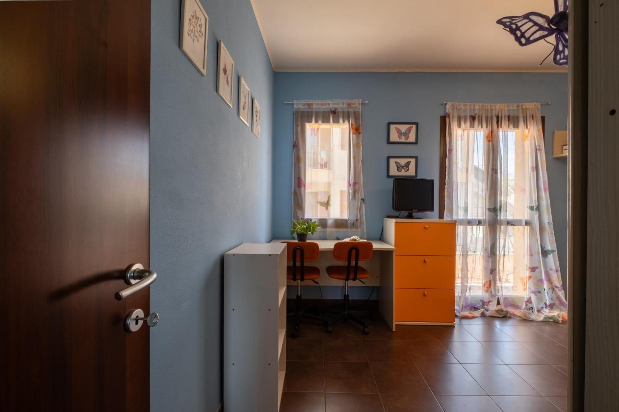 Butterfly Apartment Cagliari - Self Check-In, No Kitchen Екстер'єр фото