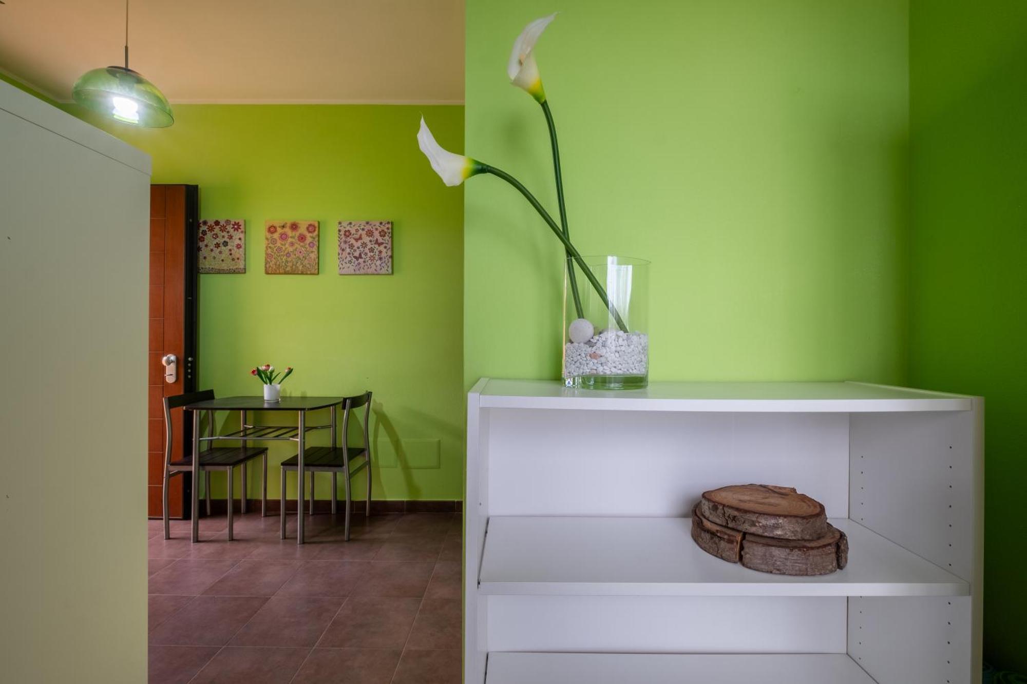 Butterfly Apartment Cagliari - Self Check-In, No Kitchen Екстер'єр фото