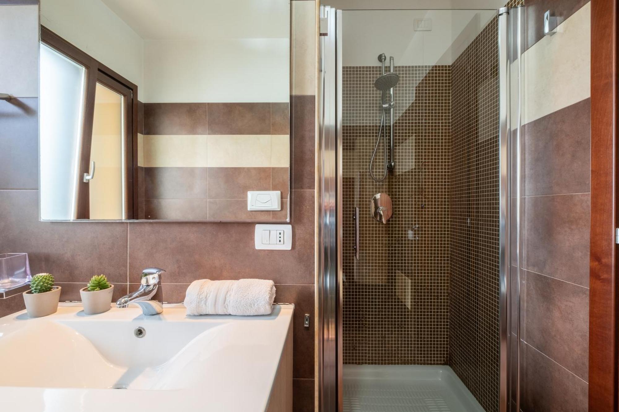 Butterfly Apartment Cagliari - Self Check-In, No Kitchen Екстер'єр фото