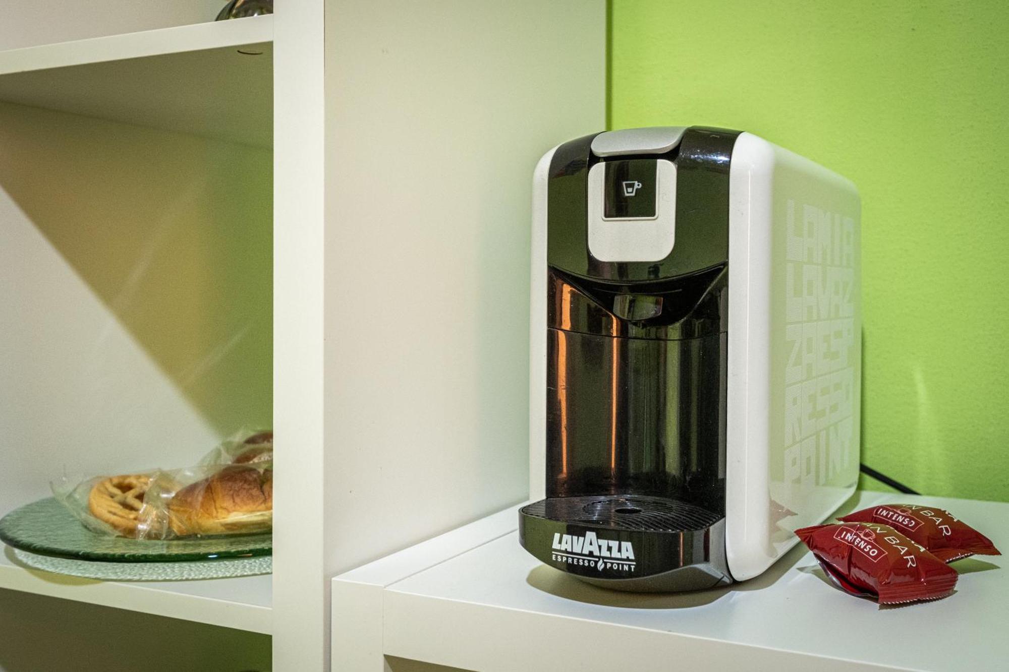 Butterfly Apartment Cagliari - Self Check-In, No Kitchen Екстер'єр фото